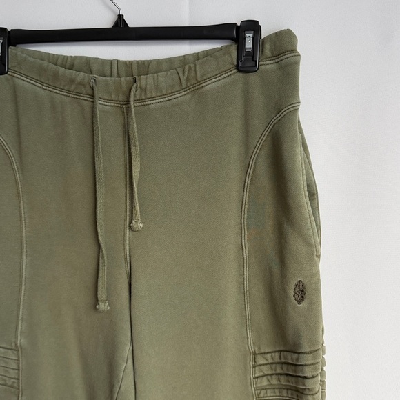 Free People Movement “Best Of” straight-leg slouchy sweatpants size L - Picture 7 of 10